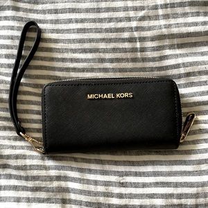 Michael Kors clutch wallet